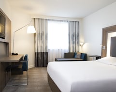 Khách sạn Novotel Paris 17 (Paris, Pháp)