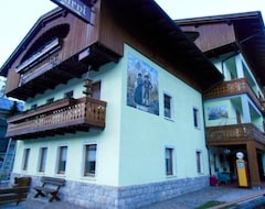Otel Garni Al Barance (Selva di Cadore, İtalya)