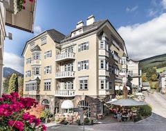 Khách sạn Classic Hotel am Stetteneck (St. Ulrich, Ý)