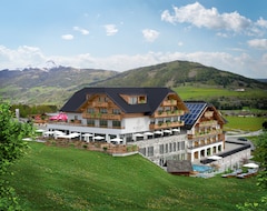 Khách sạn Almgut Mountain Wellness Hotel (St. Margarethen, Áo)