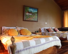 Hotel Tiquicia Lodge (Vara Blanca, Kostarika)