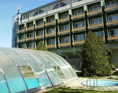 Khách sạn Comfort Hotel Csopak (Csopak, Hungary)