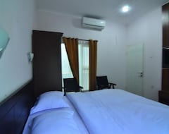Hotel Green Hill  & Conventional Center (Jember, Indonesia)