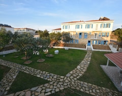 Hotel Garden Ada Butik (Bozcaada, Turkey)