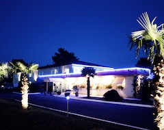 Khách sạn Le Capricorne (Marmande, Pháp)