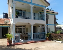Hotel African Roots Guest House (Entebbe, Uganda)