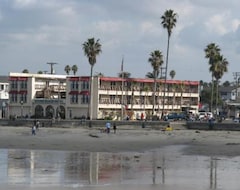 The Ocean Beach Hotel (San Diego, USA)