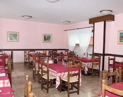 Khách sạn Costaverde 'ai Roni' (Andalo, Ý)