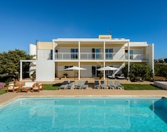 Toàn bộ căn nhà/căn hộ Niu Blau - Large Modern Villa With Private Pool In An Excellent Family Friendly Location And 900 Meters From The Beach! - Free Wifi (Santa Eulalia, Tây Ban Nha)