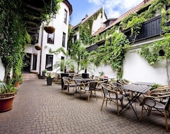 Khách sạn Weißes Roß (Elsterwerda, Đức)