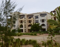 Toàn bộ căn nhà/căn hộ Luxury 2 Bedroom Apartment In Five Star Beach Development (Taqah, Oman)