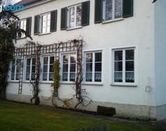 Toàn bộ căn nhà/căn hộ Ferienwohnung Kopold "Im Alten Schulhaus" (Pöttmes, Đức)