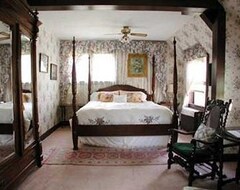 Bed & Breakfast Manor House Inn (Norfolk, EE. UU.)
