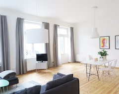 Hele huset/lejligheden Studio Apartment In A Great Central Location. Quiet And Bright (Hamborg, Tyskland)