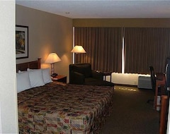 Khách sạn Holiday Inn Hotel & Suites Warren, an IHG Hotel (Warren, Hoa Kỳ)