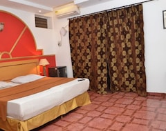 Hotel Blue Star (Calangute, India)