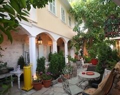 فندق ذا أيجلي (ليفكادا, اليونان)