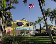 Hotel Hideaway Village (Fort Myers Beach, USA)