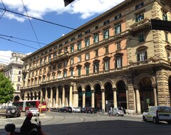 Hotel A Casa Di Mei (Roma, Italia)