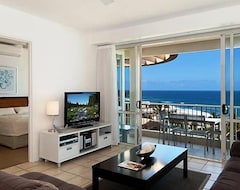 Serviced apartment La Mer Sunshine Beachfront (Noosa, Australia)