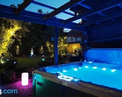 Toàn bộ căn nhà/căn hộ Thailand Lounge Whirlpool Sauna Spa (Geesthacht, Đức)