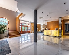 Khách sạn Hotel Prezydent (Inowlódz, Ba Lan)