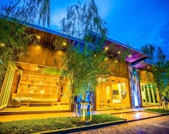 Otel Arcadia Resort (Rayong, Tayland)