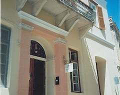 Khách sạn Castro Hotel Syros (Hermoupolis, Hy Lạp)