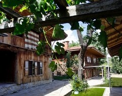 Хотел Златна Ореша (Котел, България)