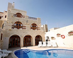 Bed & Breakfast Lellux (Qala, Malta)