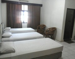 Khách sạn Hotel Transit 1 (Makassar, Indonesia)
