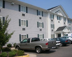 Koko talo/asunto InTown Suites Richmond South (Chester, Amerikan Yhdysvallat)