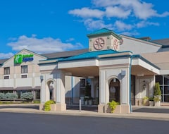 Holiday Inn Express & Suites Toledo South - Perrysburg, An Ihg Hotel (Perrysburg, USA)