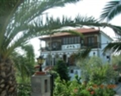 Apart Otel Villa Karapataki (Skala Rachoni, Yunanistan)