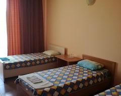 Hotelli Mayak (Sotsi, Venäjä)