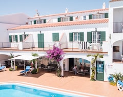 Khách sạn Can Digus (Playa Fornells, Tây Ban Nha)