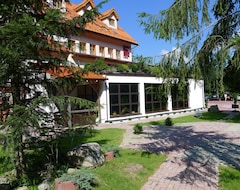 Khách sạn Hotel Fero Lux (Jeleśnia, Ba Lan)