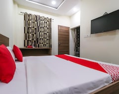 Hotel Oyo 69521 Noor Inn (Jalandhar, India)