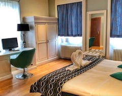 Bed & Breakfast Universal Apartment Solution (Bruselas, Bélgica)