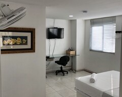 Entire House / Apartment Plaza Mayor Suites (Medellín, Colombia)