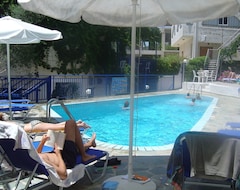 Hotel Amazona Apartments (Agia Pelagia, Greece)
