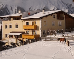 Hotelli Bauernhof Wolf (Nauders, Itävalta)