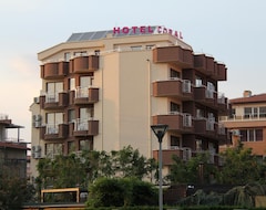 Khách sạn Coral (Pomorie, Bun-ga-ri)