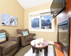 Resort/Odmaralište LUXE Penthouse with Mountain Views Solar A Resort & Spa (Canmore, Kanada)
