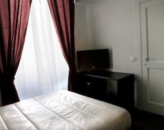 Khách sạn BB360 (Rome, Ý)