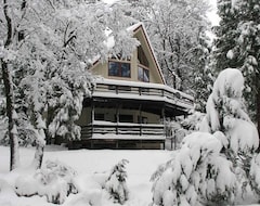 Hele huset/lejligheden Spacious 3-Level, 2 BR Plus Loft Mountain Home (Pinecrest, USA)