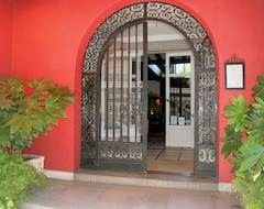 Hotel Grand Hôtel de la Poste (Saint-Jean-de-Luz, France)