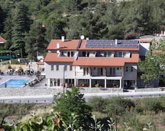 Khách sạn Livadia Hotel Kyperounta (Kakopetria, Síp)