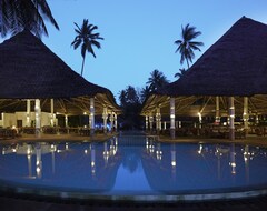 Hotel Neptune Village Beach Resort & Spa (Galu Beach, Kenya)