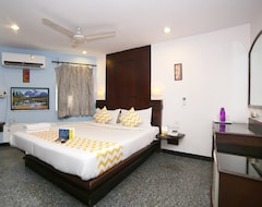 Khách sạn FabHotel V Hotel Banjara Hills (Hyderabad, Ấn Độ)